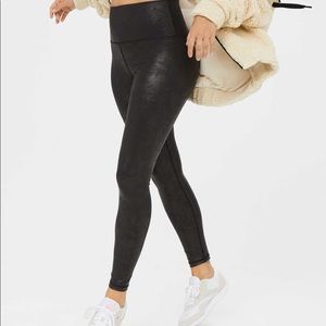 Aerie OFFLINE The Hugger High Waisted Crackle Legging